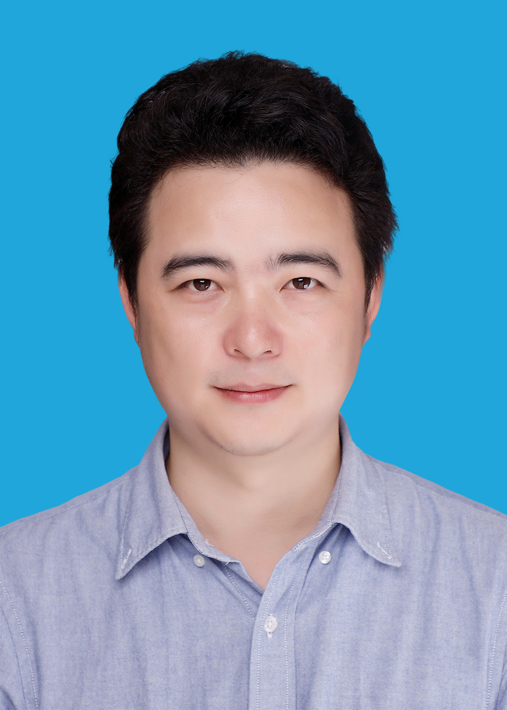 冯伟.jpg